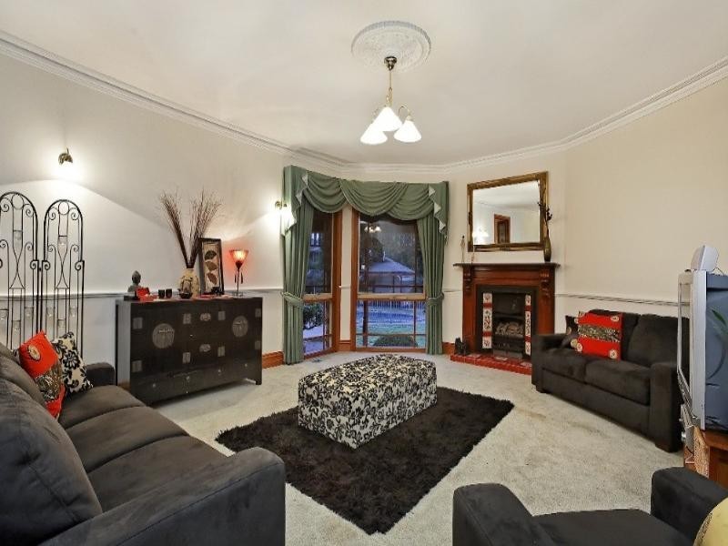 5 Ruby Close, Rowville VIC 3178