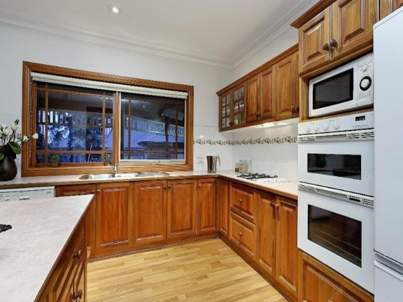 5 Ruby Close, Rowville VIC 3178