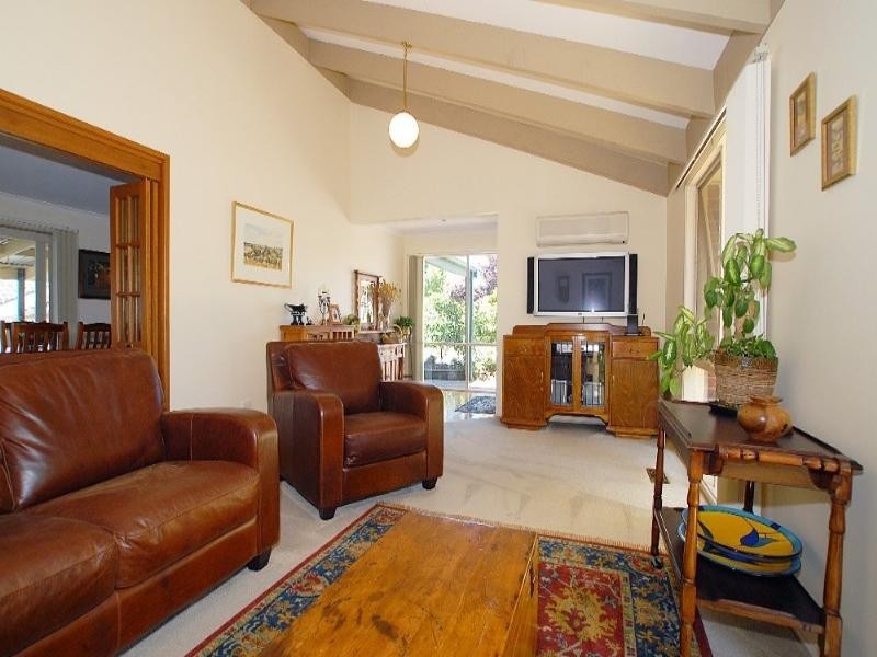 47 Bellfield Drive, Lysterfield VIC 3156