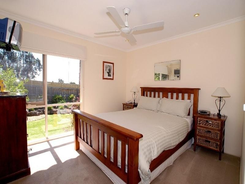47 Bellfield Drive, Lysterfield VIC 3156