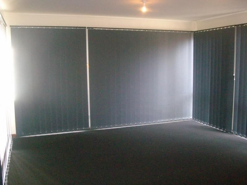 50 Mantung Crescent, Rowville VIC 3178