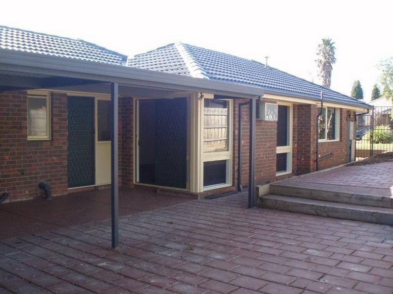 50 Mantung Crescent, Rowville VIC 3178