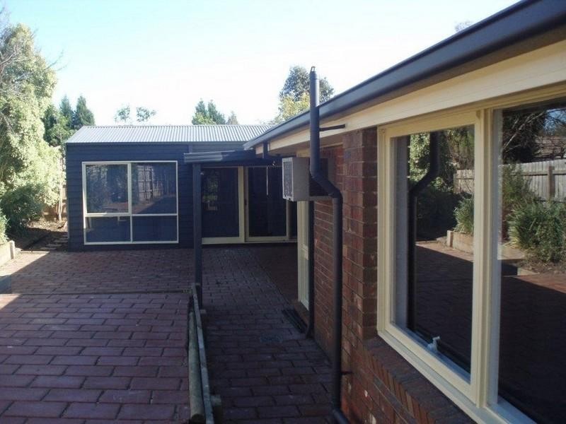 50 Mantung Crescent, Rowville VIC 3178