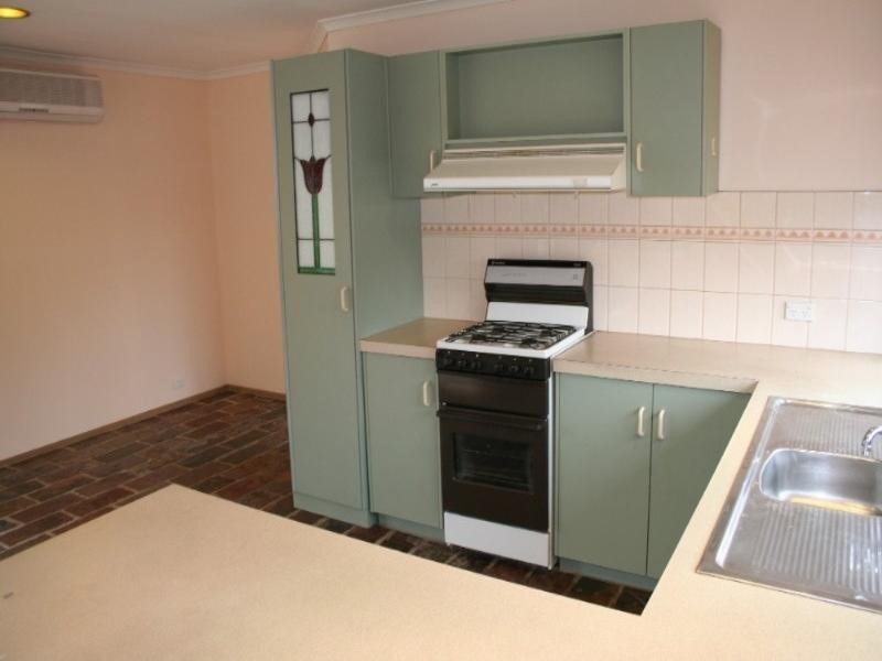 20 Fernlea Avenue, Rowville VIC 3178