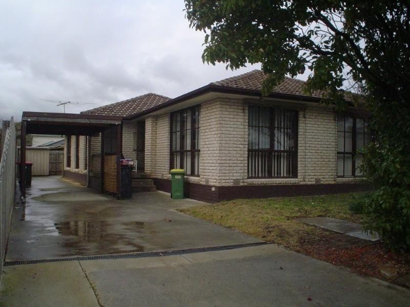 39 Denver Crescent, Rowville VIC 3178