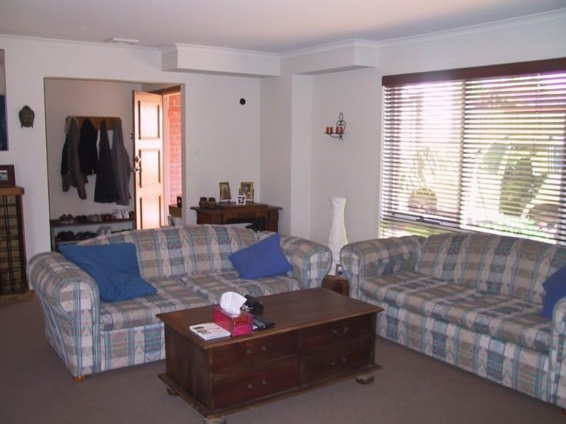 15 Bryden Drive, Ferntree Gully VIC 3156