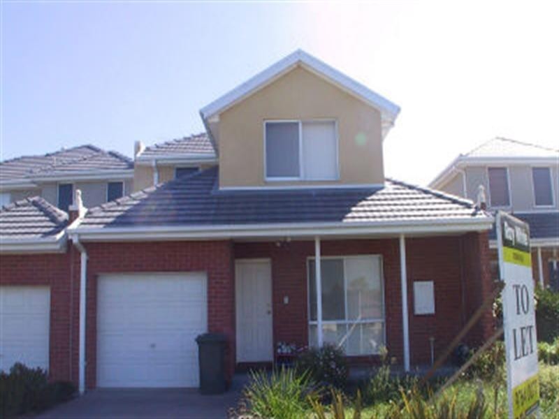 5 Colley Grove, Glen Waverley VIC 3150