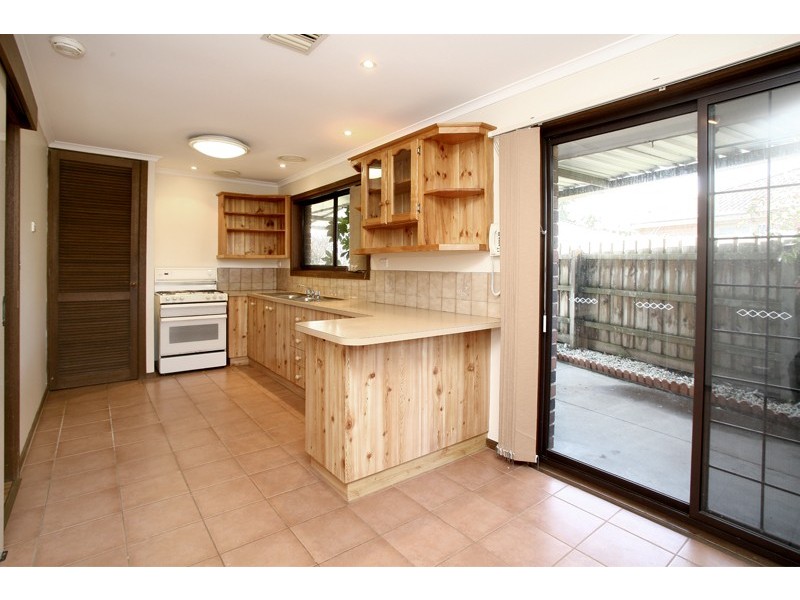 219 Dandelion Drive, Rowville VIC 3178