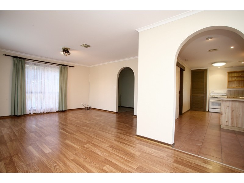 219 Dandelion Drive, Rowville VIC 3178