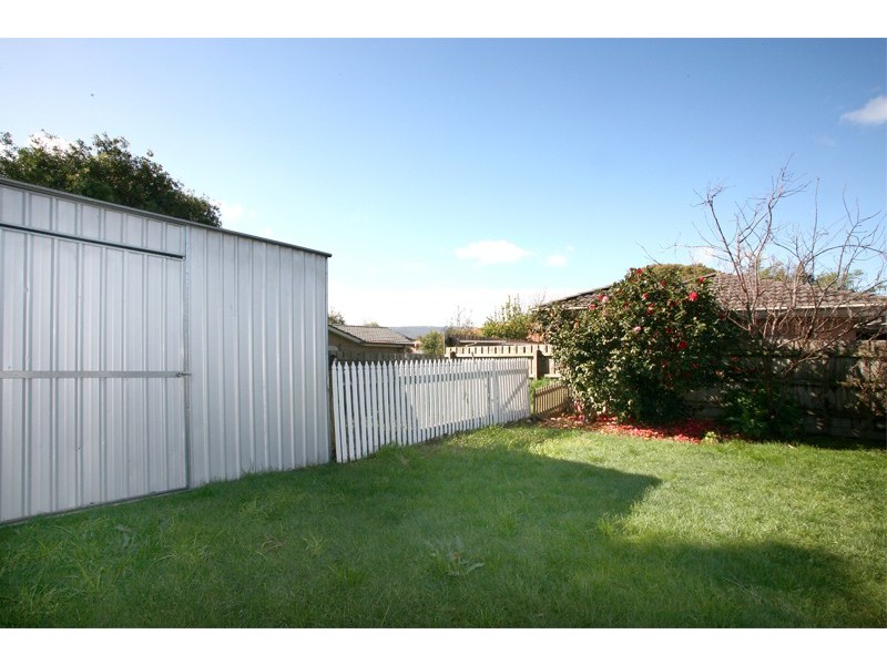 219 Dandelion Drive, Rowville VIC 3178