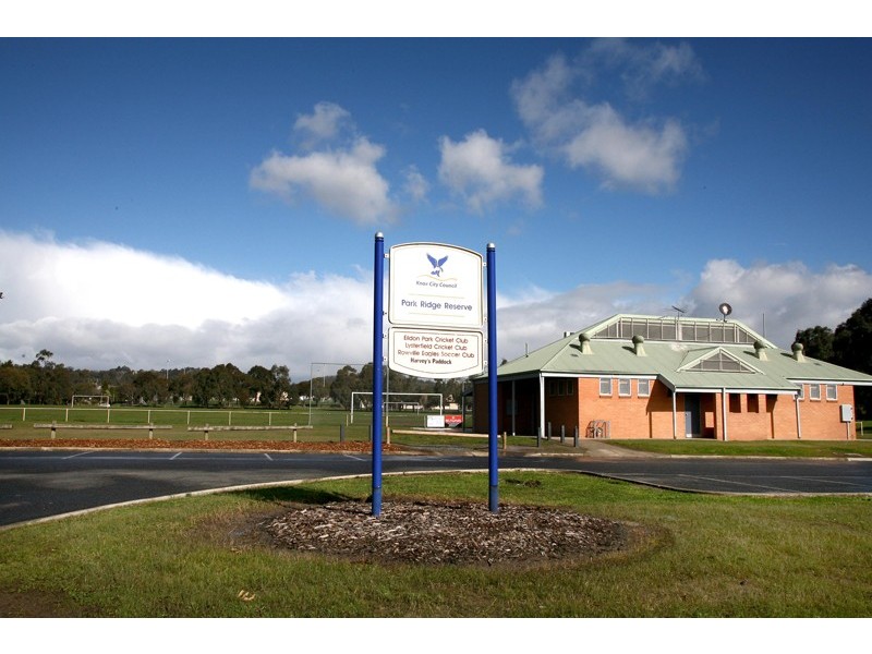 219 Dandelion Drive, Rowville VIC 3178