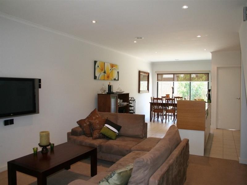 14 Southampton Drive, Mulgrave VIC 3170