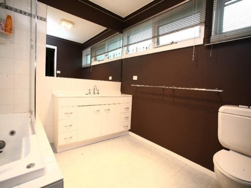 37 Carrara Road, Rowville VIC 3178