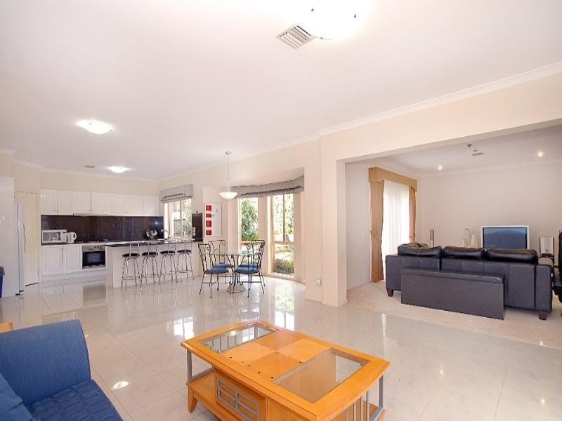 3 Legend Close, Rowville VIC 3178