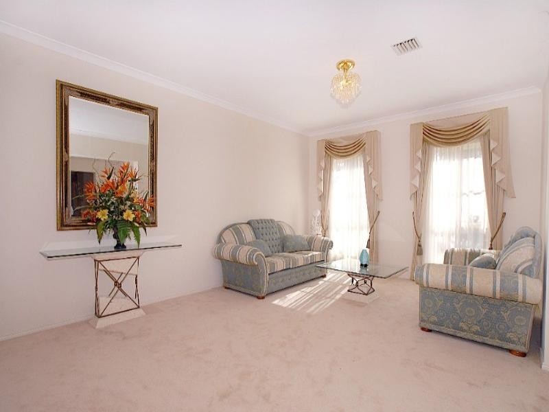 3 Legend Close, Rowville VIC 3178