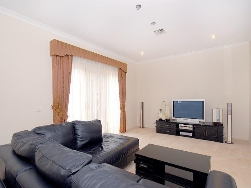 3 Legend Close, Rowville VIC 3178