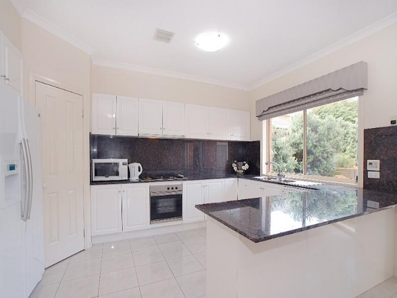 3 Legend Close, Rowville VIC 3178