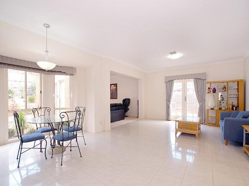 3 Legend Close, Rowville VIC 3178