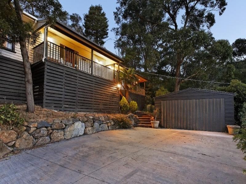 30 Mercia Avenue, The Basin VIC 3154