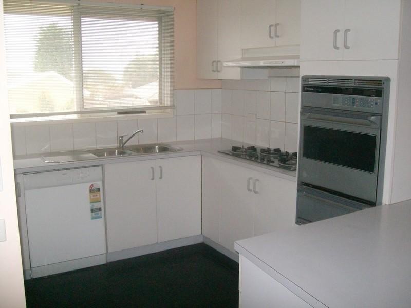 21 Erskine Drive, Rowville VIC 3178