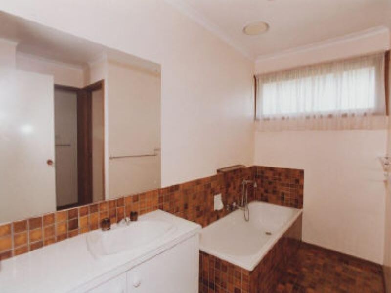 12 Barbican Court, Rowville VIC 3178