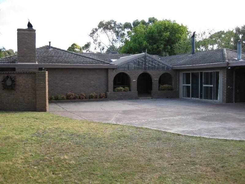 9 Yarrabee Court, Frankston VIC 3199