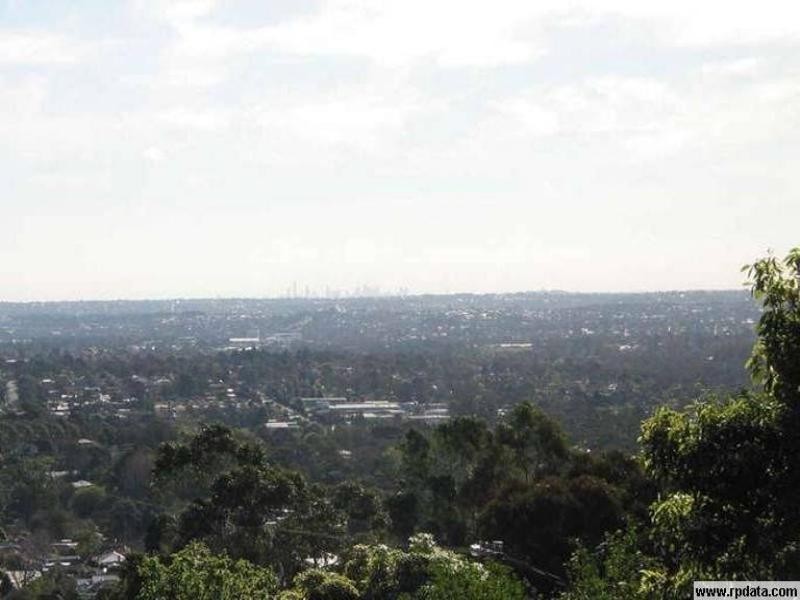 6 Rona Street, Ferntree Gully VIC 3156