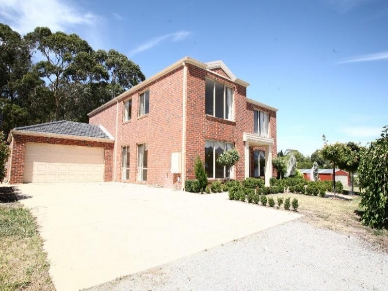 11-12 Bailey View Court, Narre Warren North VIC 3804