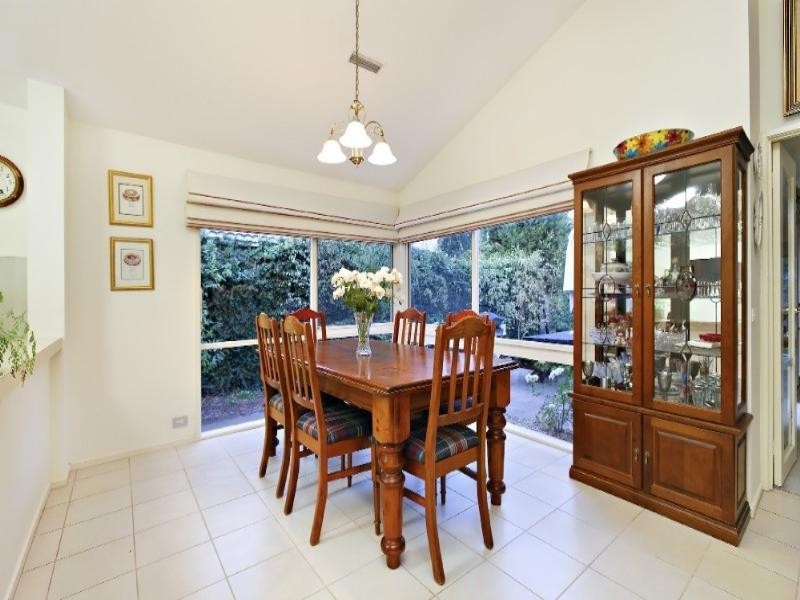 43 Vista Crescent, Rowville VIC 3178