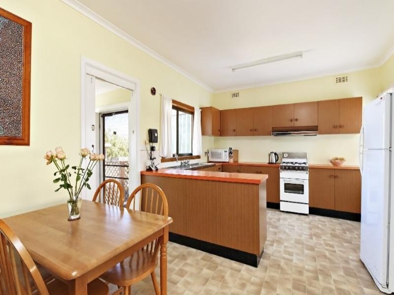 25 Wilma Avenue, Mulgrave VIC 3170