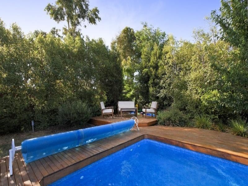 40 Waradgery Drive, Rowville VIC 3178