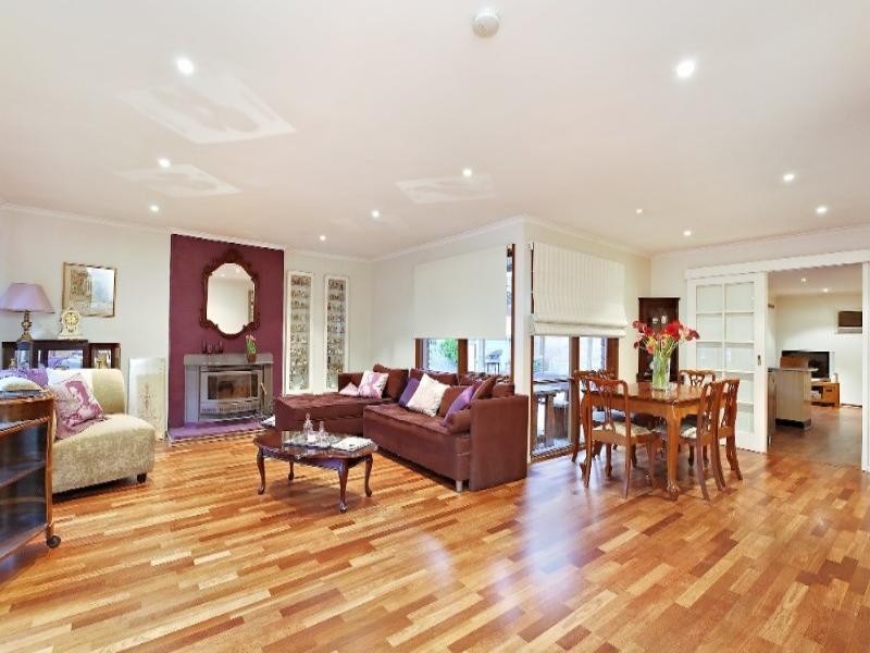 12 Bristol Place, Rowville VIC 3178