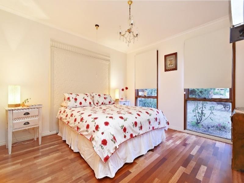 12 Bristol Place, Rowville VIC 3178