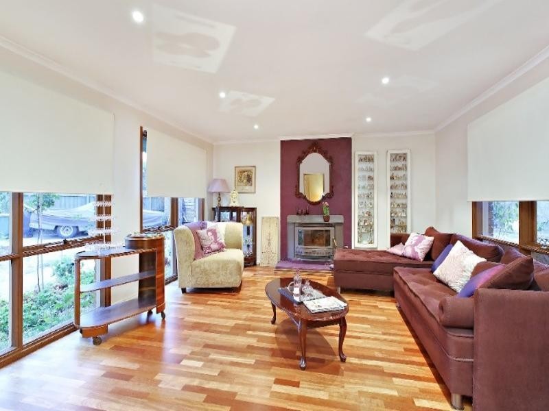 12 Bristol Place, Rowville VIC 3178
