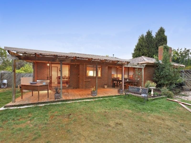 12 Bristol Place, Rowville VIC 3178