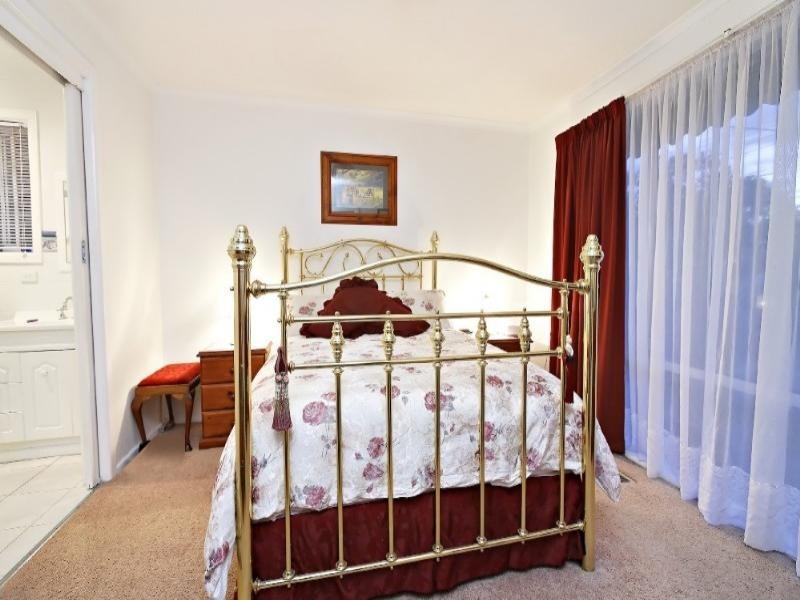 35 Helen Road, Ferntree Gully VIC 3156