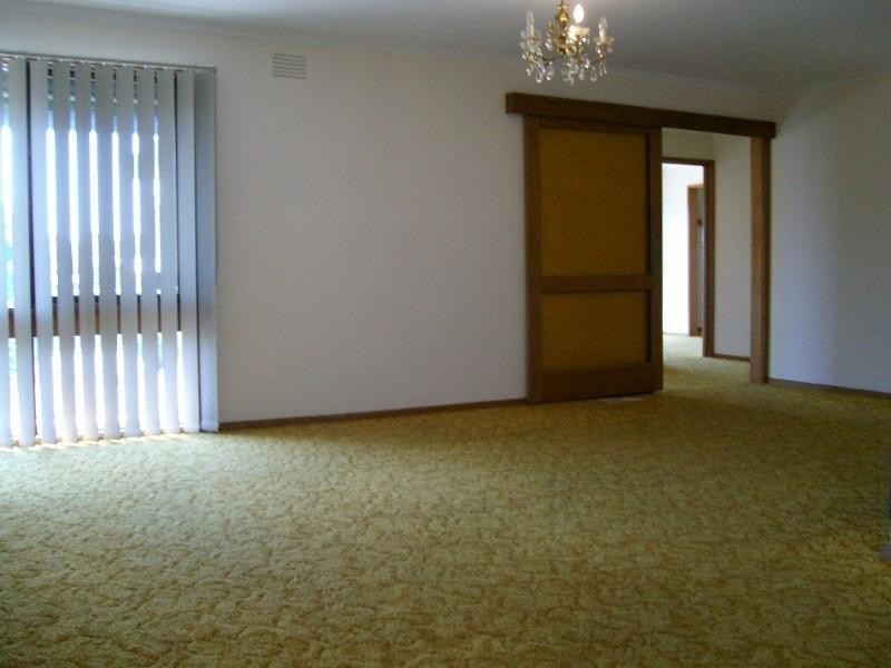 29 Adele Avenue, Ferntree Gully VIC 3156