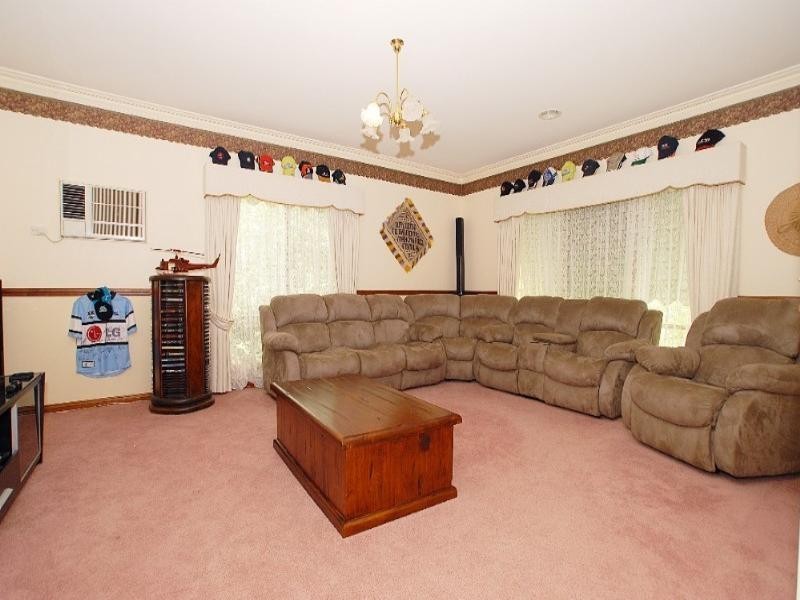 14 Glenview Place, Lysterfield VIC 3156