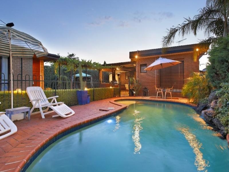 72 Grayson Drive, Scoresby VIC 3179