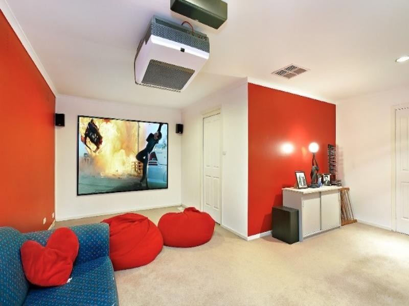 72 Grayson Drive, Scoresby VIC 3179