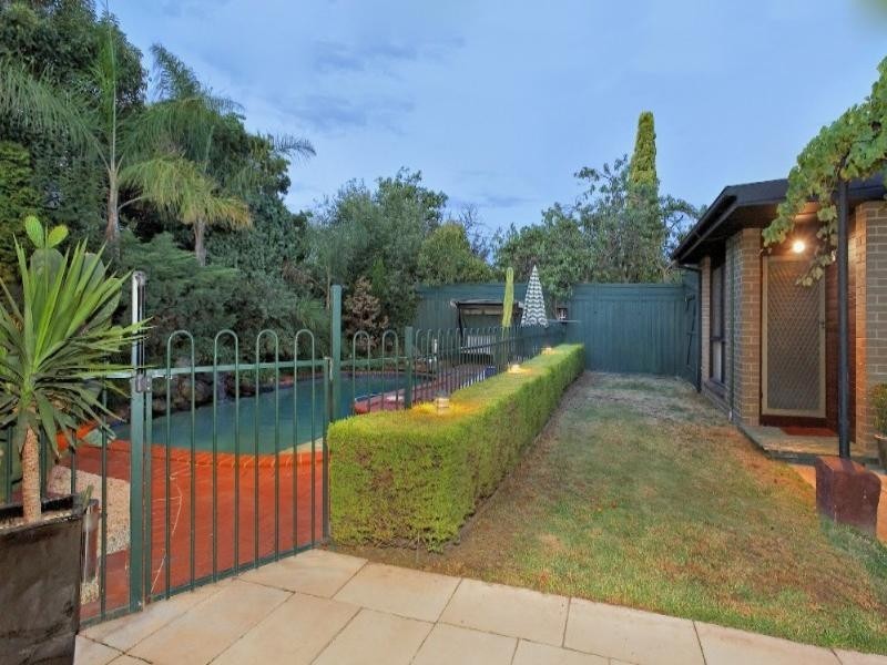 72 Grayson Drive, Scoresby VIC 3179