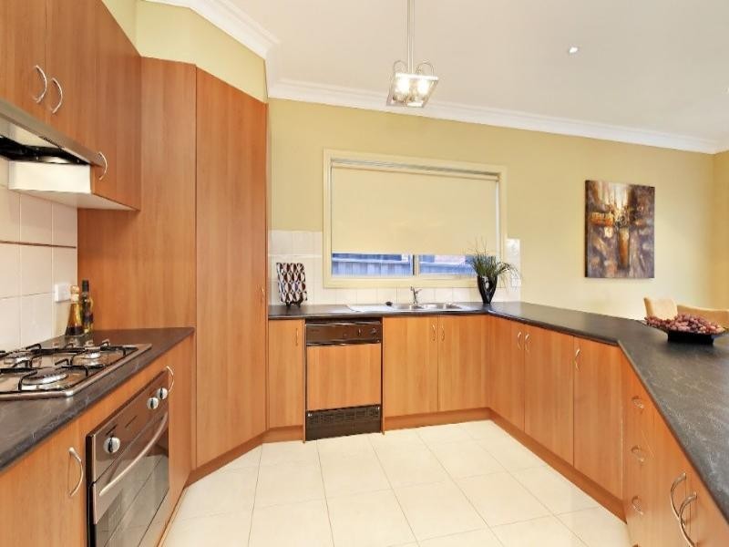 115 Robinswood Parade, Narre Warren South VIC 3805