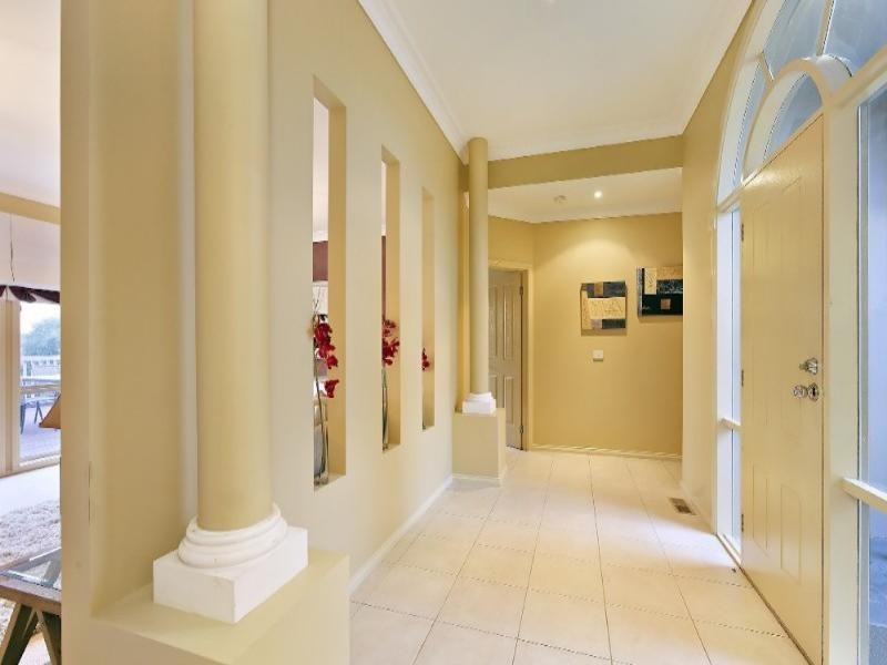 115 Robinswood Parade, Narre Warren South VIC 3805