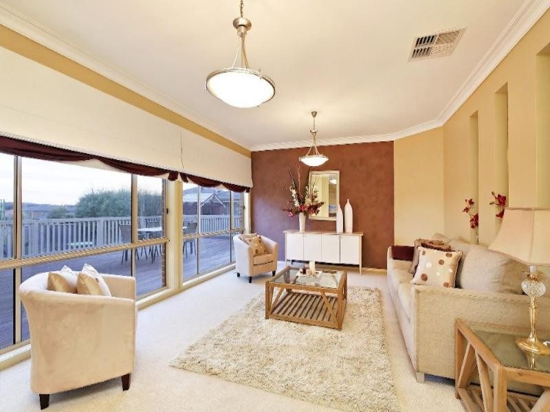 115 Robinswood Parade, Narre Warren South VIC 3805