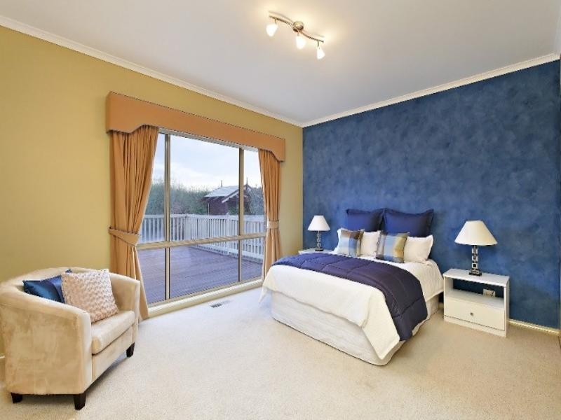 115 Robinswood Parade, Narre Warren South VIC 3805