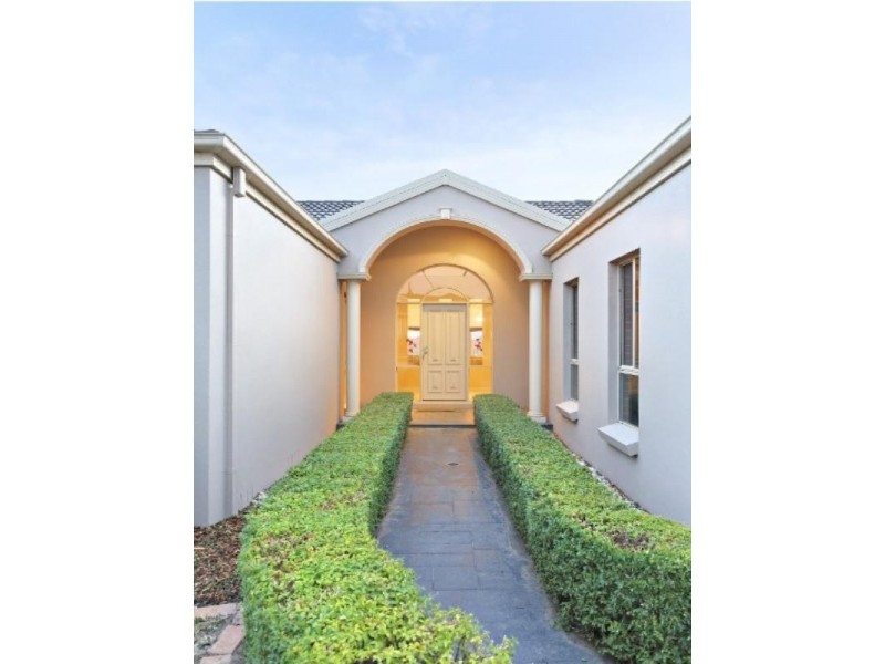 115 Robinswood Parade, Narre Warren South VIC 3805