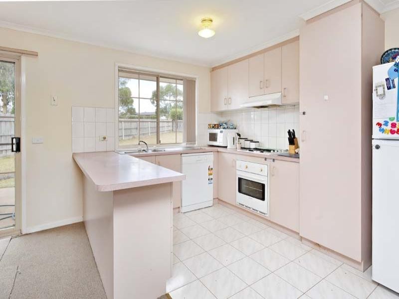 8 Maldon Court, Narre Warren VIC 3805