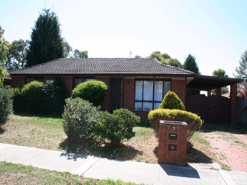 7 Taupo Crescent, Rowville VIC 3178