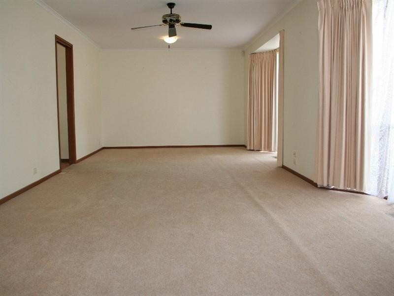 10 Trisha Drive, Rowville VIC 3178