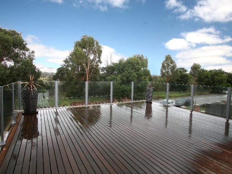 97 Fairway Drive, Rowville VIC 3178